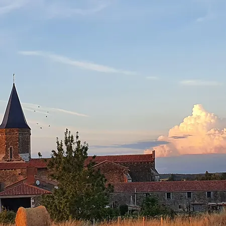 Le Relais De La Cure Bed & Breakfast 3*