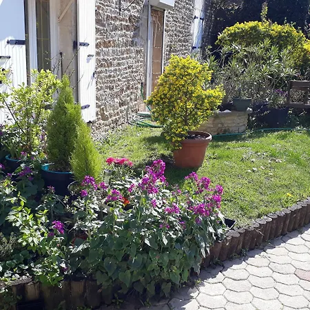 Le Relais De La Cure Bed & Breakfast 3*