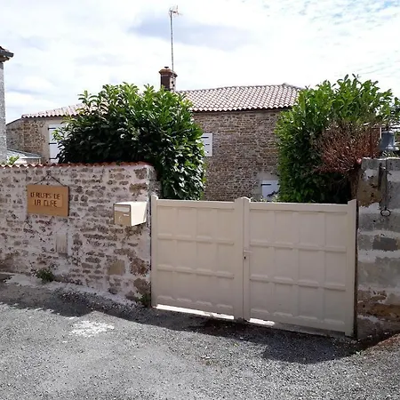 Le Relais De La Cure 3* Saint-Juire-Champgillon