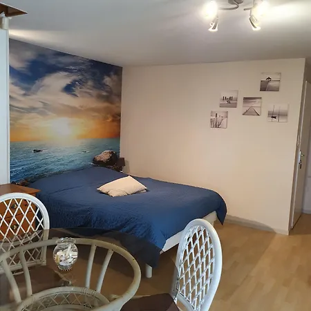 Le Relais De La Cure Bed & Breakfast 3*