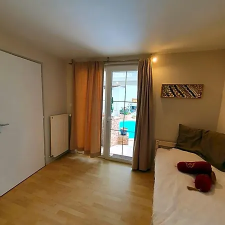 Le Relais De La Cure Bed & Breakfast 3*
