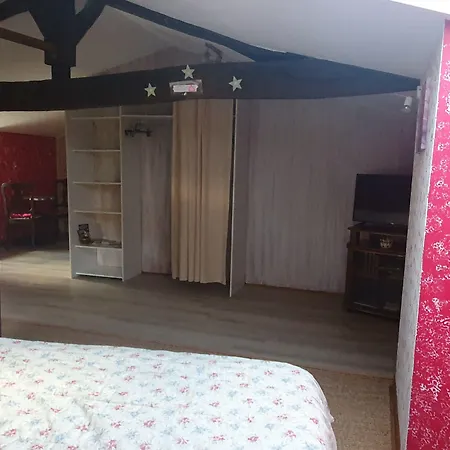 Le Relais De La Cure Bed & Breakfast Saint-Juire-Champgillon