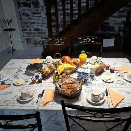Le Relais De La Cure Bed & Breakfast