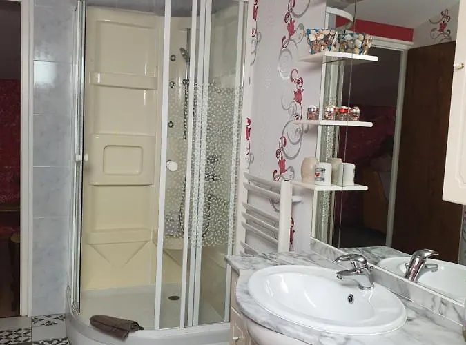 Le Relais De La Cure 3*