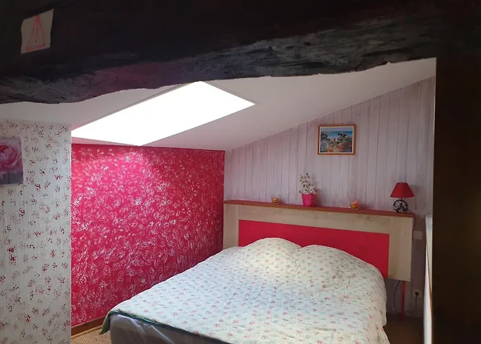 Le Relais De La Cure Bed & Breakfast