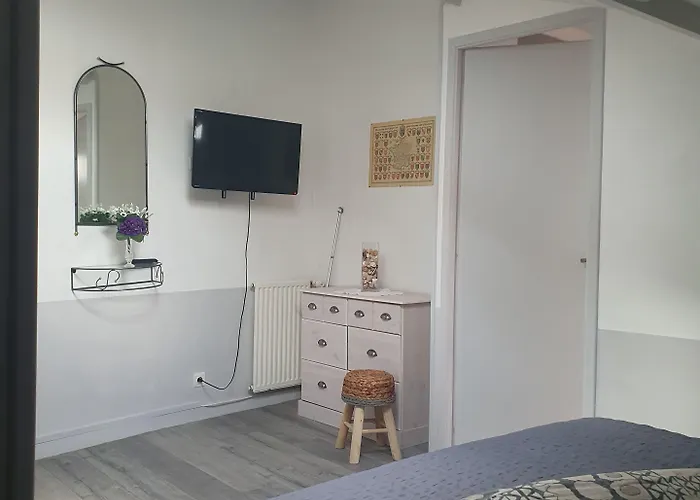 Le Relais De La Cure Bed & Breakfast Saint-Juire-Champgillon