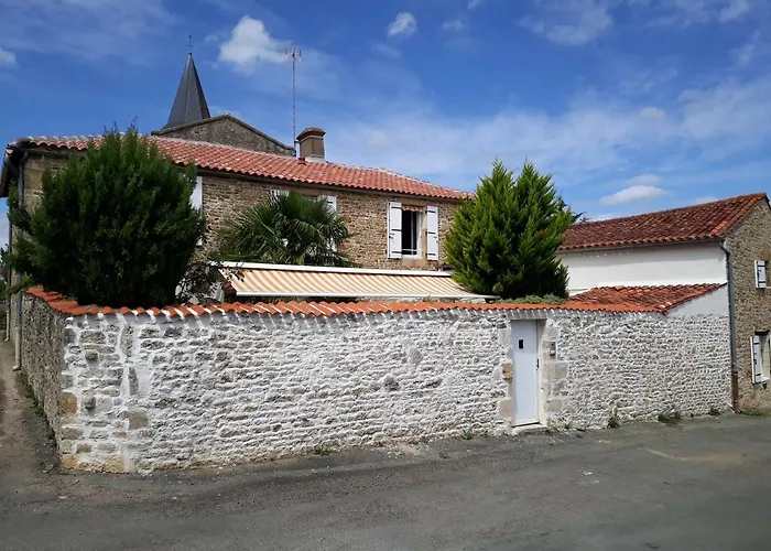 Le Relais De La Cure Saint-Juire-Champgillon