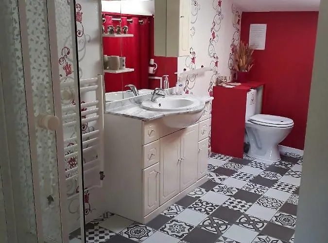 Le Relais De La Cure 3* Saint-Juire-Champgillon